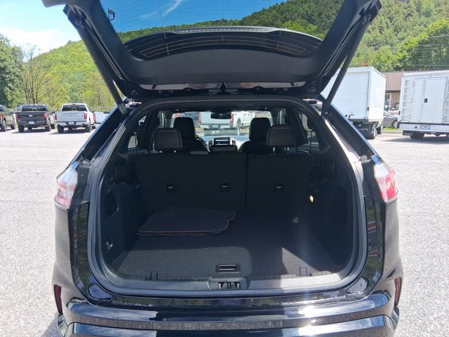 Certified 2022 Ford Edge ST-Line AWD/4WD image 11