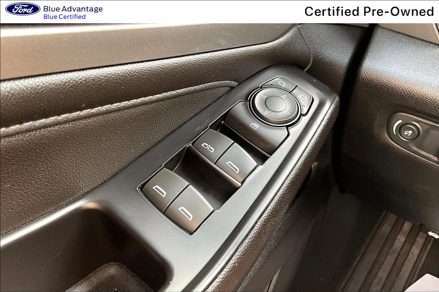 Used 2023 Chevrolet Traverse LT w/ LPO, Floor Liner Package AWD/4WD image 34