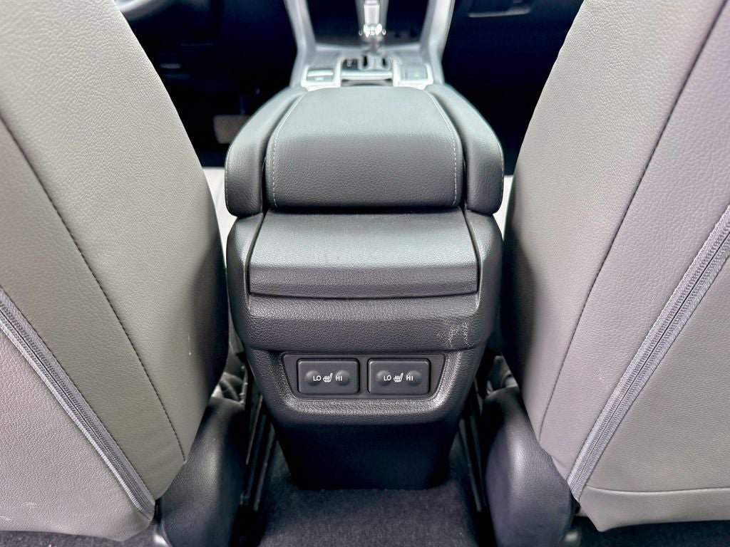 Used 2018 Honda Civic Touring image 33