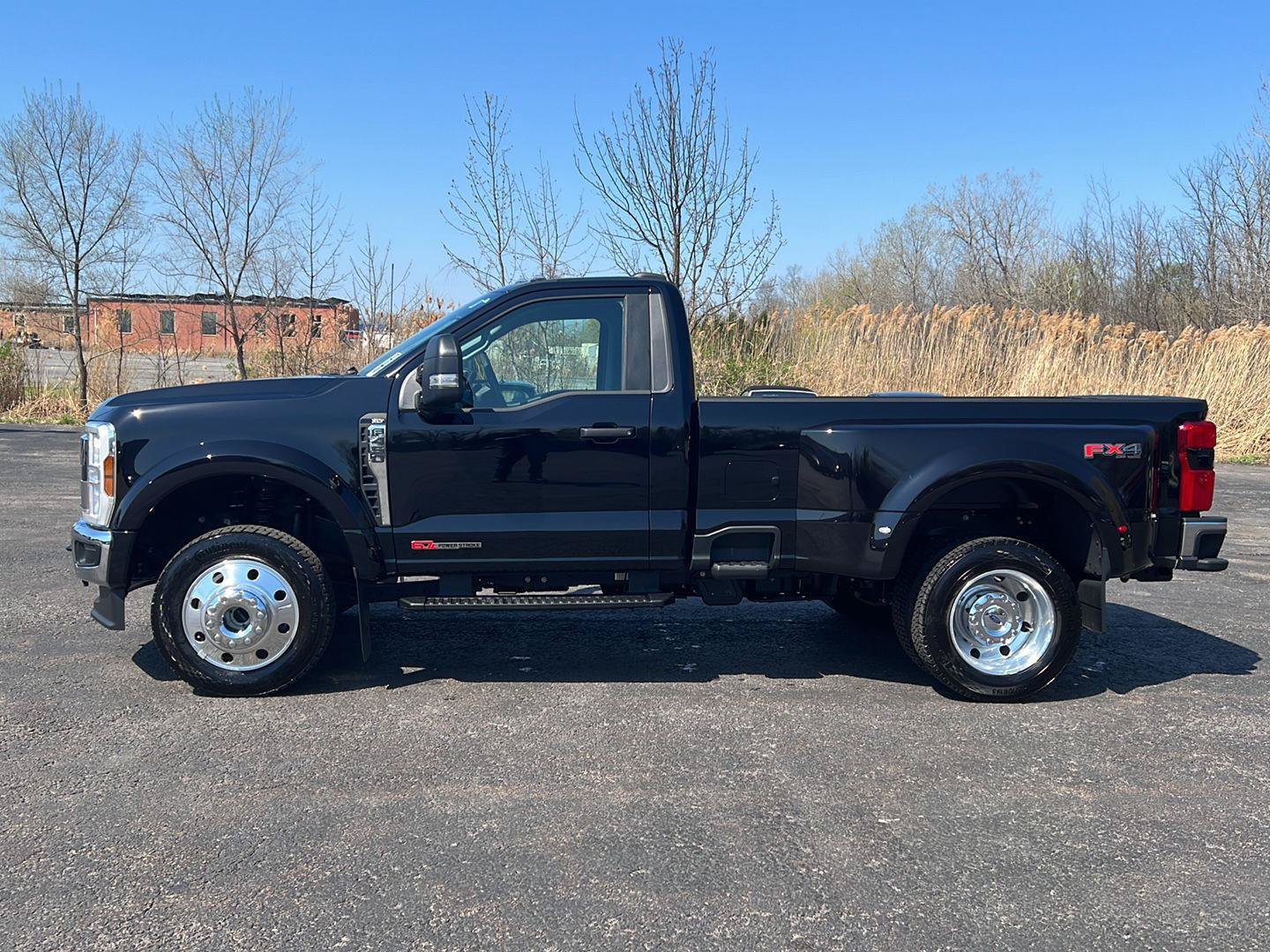Certified 2025 Ford F450 XLT w/ 360-Degree Camera Package AWD/4WD image 19
