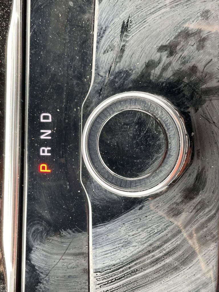 Used 2025 Jeep Grand Cherokee L Altitude image 17