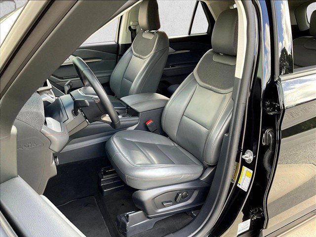 Certified 2026 Ford Explorer Active w/ Active Comfort Package RWD image 23