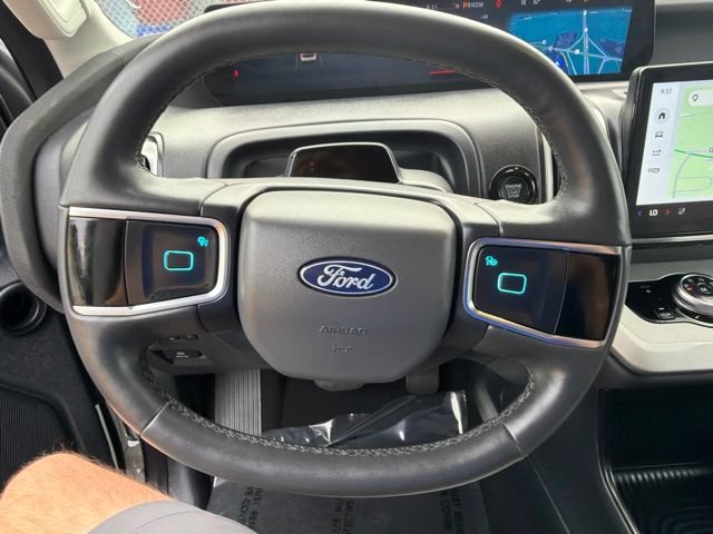 Certified 2025 Ford Expedition Active AWD/4WD image 48