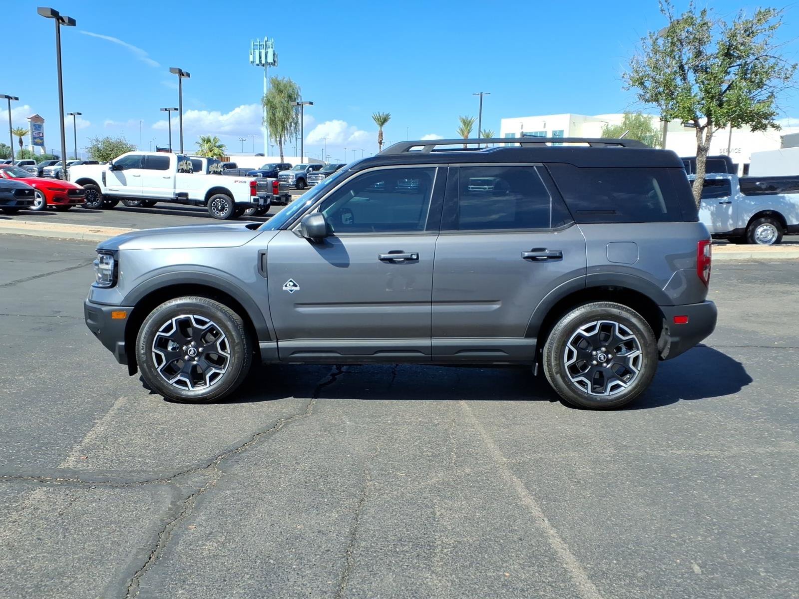 Certified 2025 Ford Bronco Sport Outer Banks w/ Outer Banks Tech Package+ AWD/4WD image 3