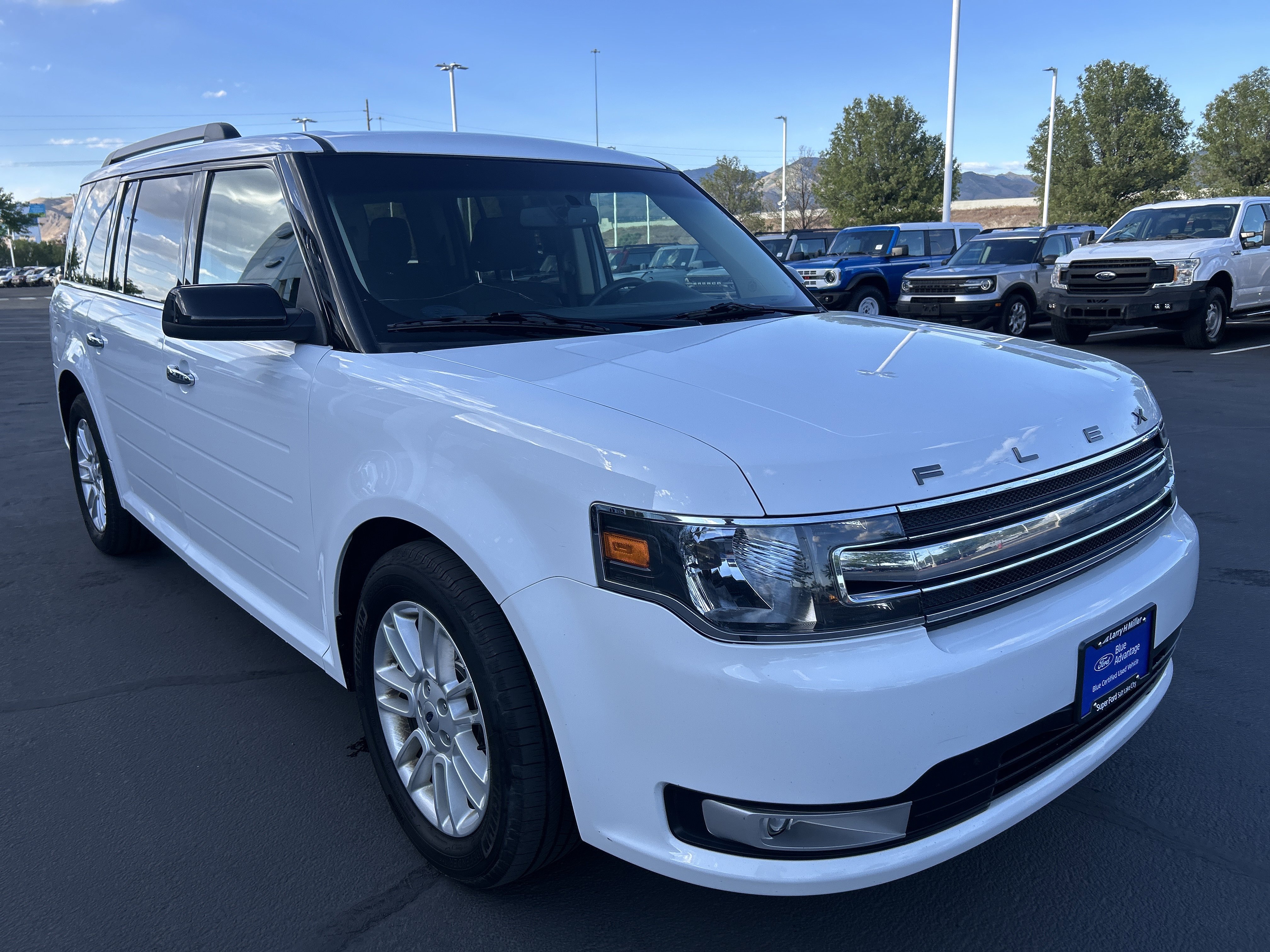 Certified 2019 Ford Flex SEL w/ Class III Trailer Tow Package AWD/4WD image 7