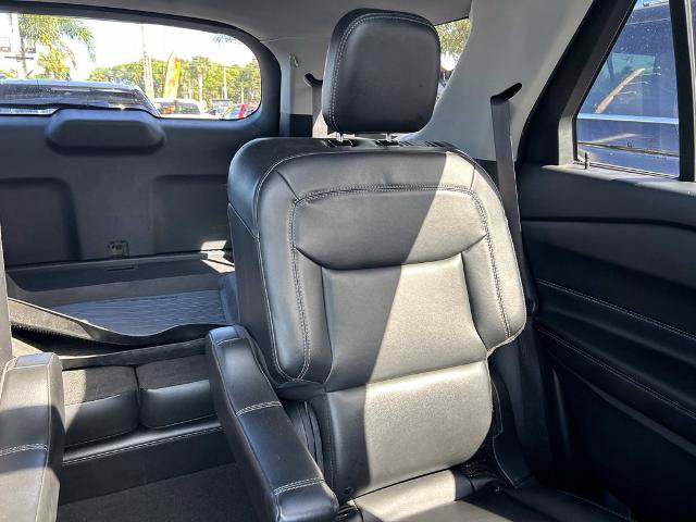 Certified 2024 Ford Explorer XLT w/ Equipment Group 202A AWD/4WD image 16