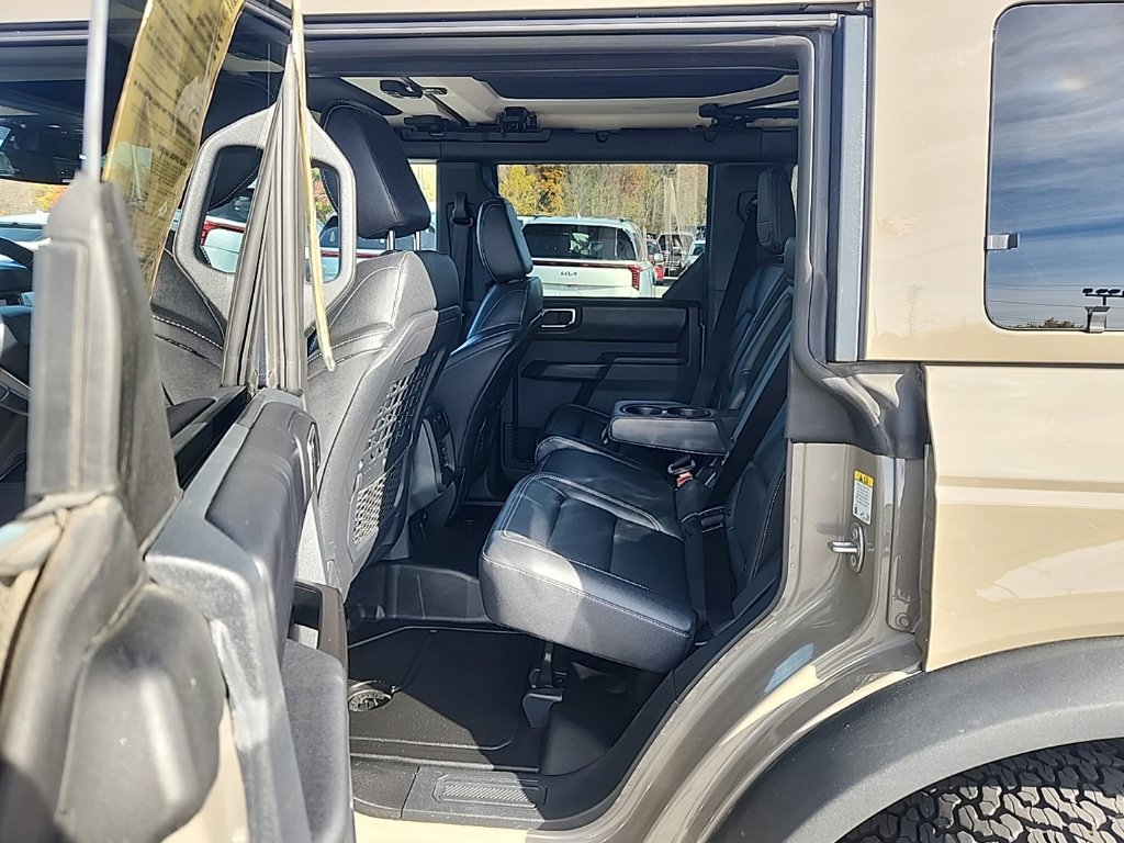 Certified 2025 Ford Bronco Badlands AWD/4WD image 11
