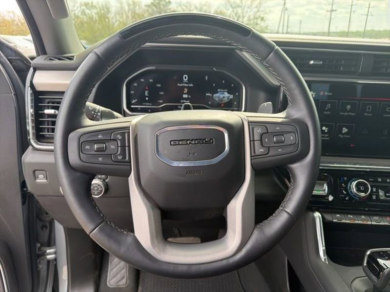 Used 2024 GMC Sierra 1500 Denali AWD/4WD image 6