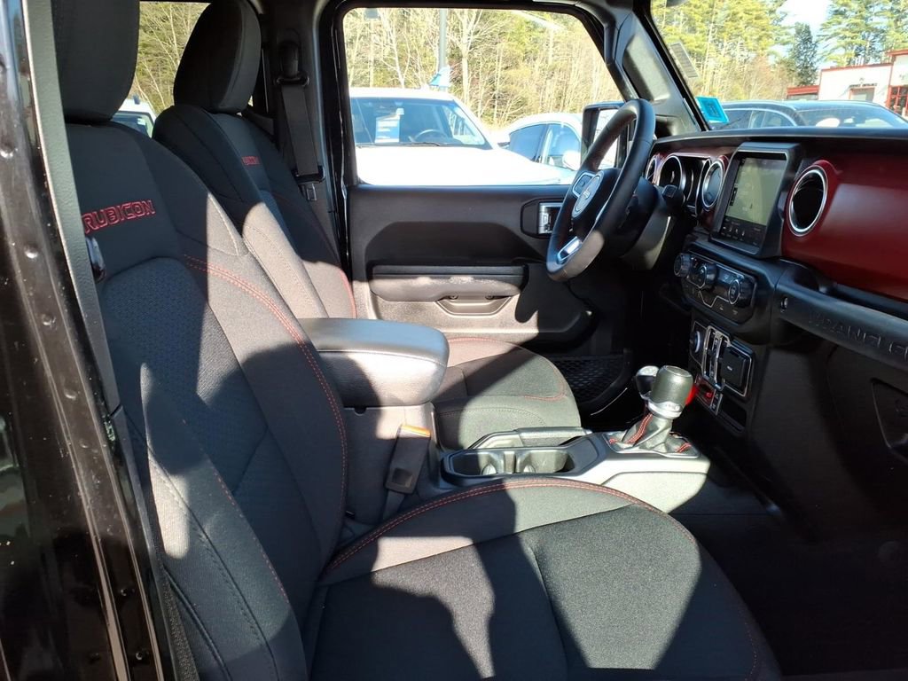 Used 2023 Jeep Wrangler Unlimited Rubicon AWD/4WD image 11
