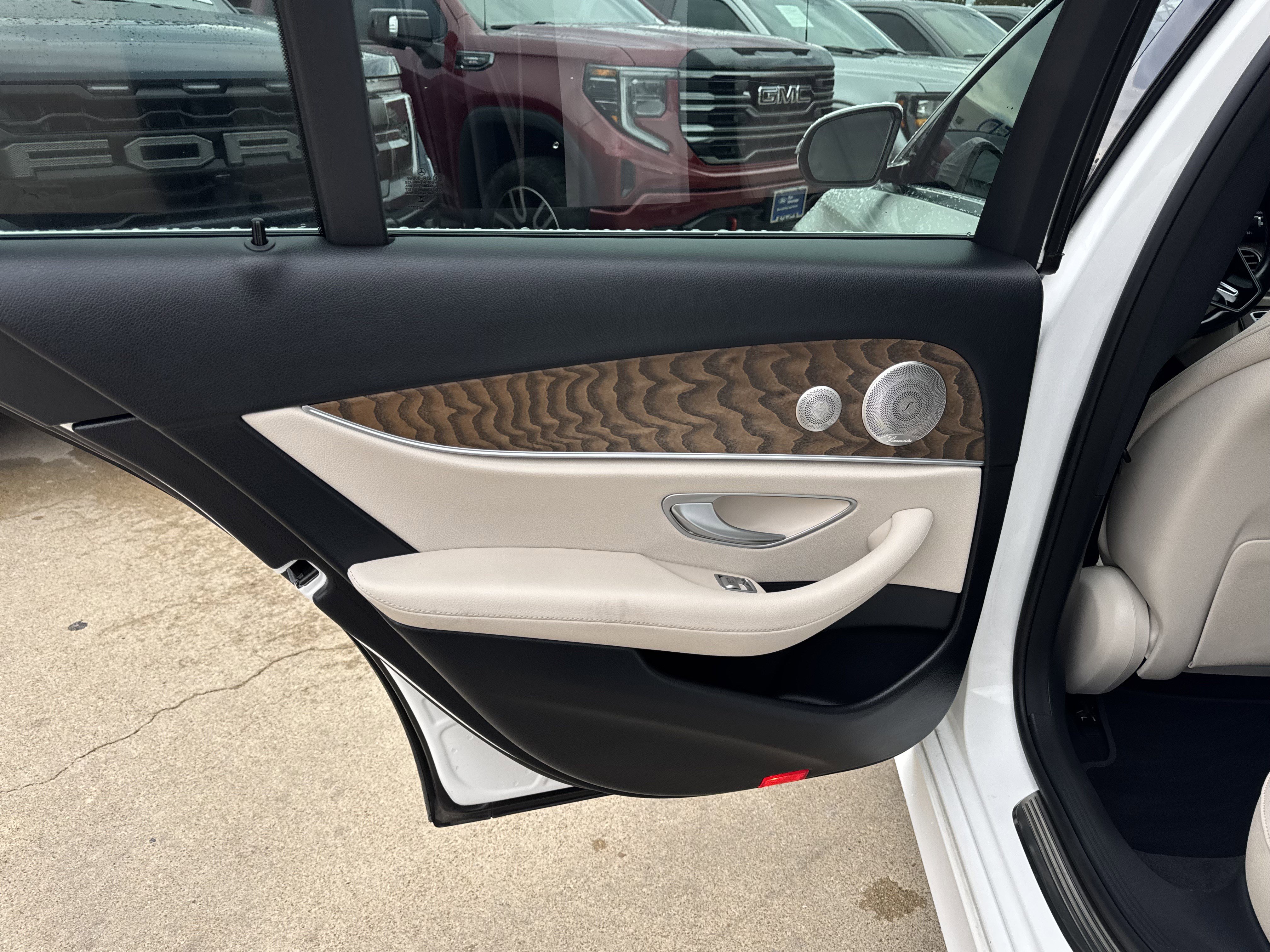 Used 2023 Mercedes-Benz E 450 4MATIC Sedan image 16