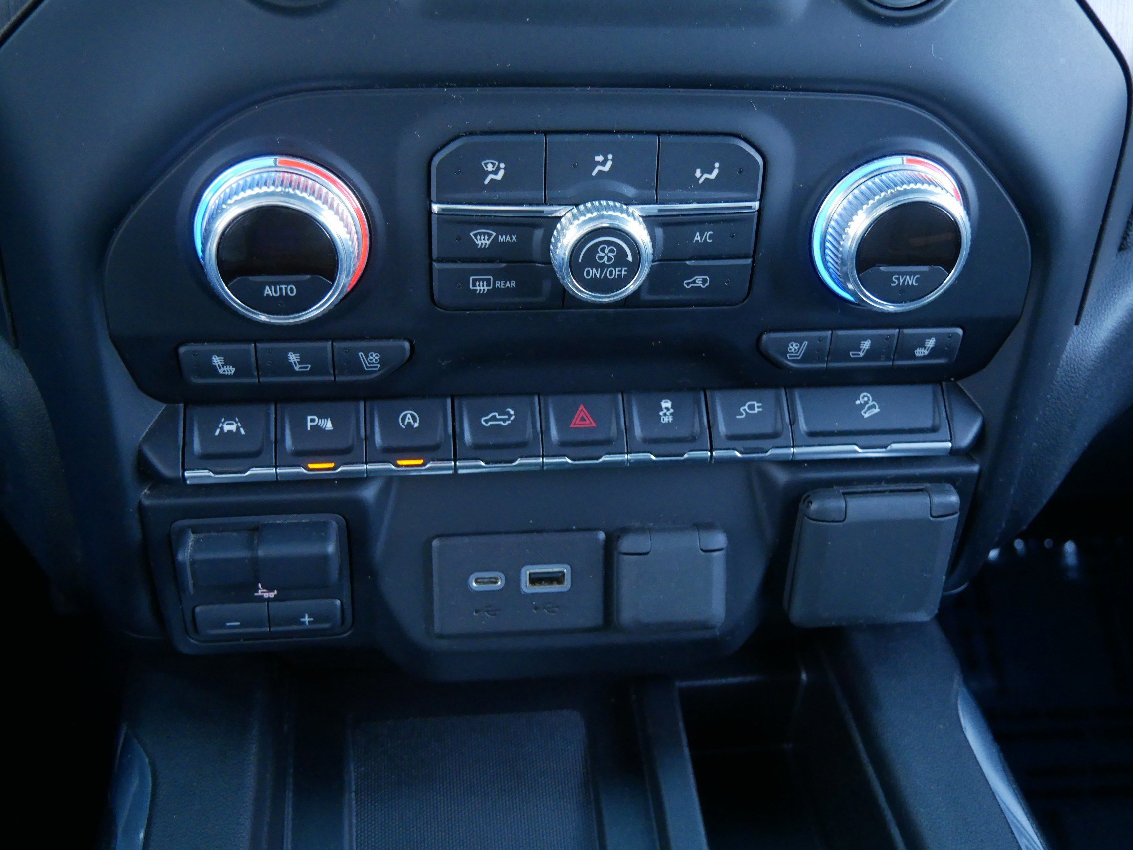 Used 2019 GMC Sierra 1500 AT4 image 23