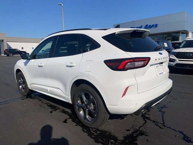 Certified 2023 Ford Escape ST-Line w/ Tech Pack #1 image 5