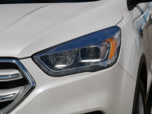 Certified 2018 Ford Escape Titanium w/ Ford Safe & Smart Package AWD/4WD image 9