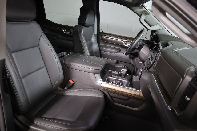 Used 2025 Chevrolet Silverado 1500 LT Trail Boss w/ LT Trail Boss Premium Package AWD/4WD image 10