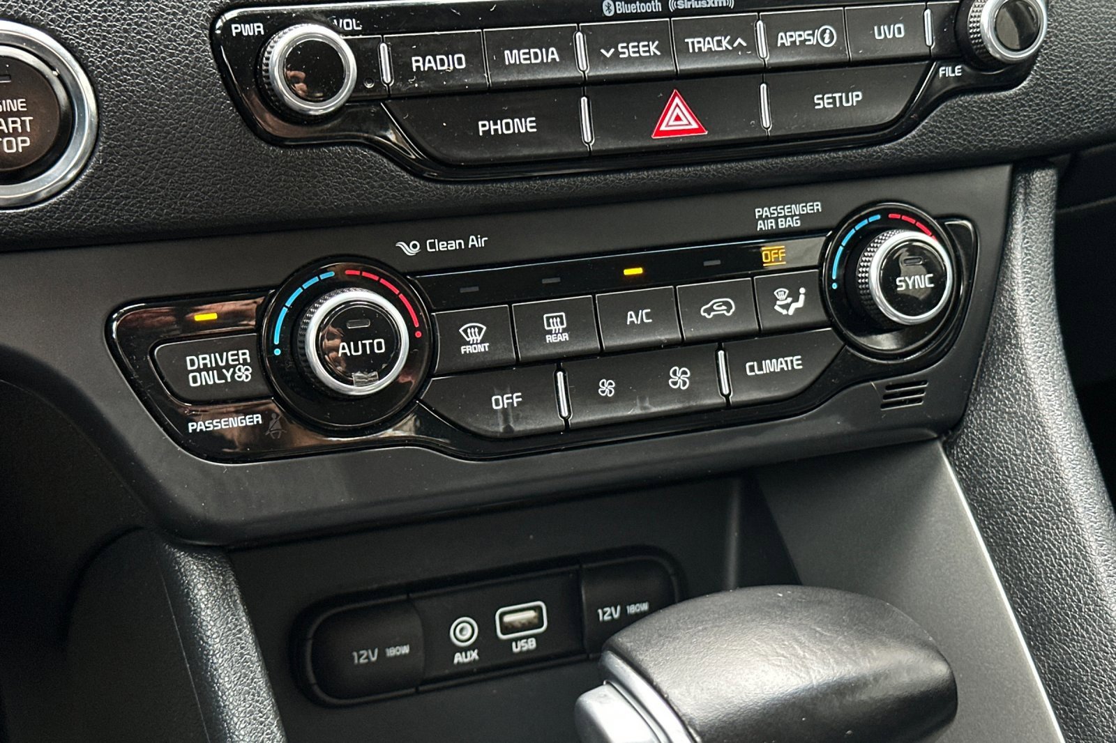 Used 2018 Kia Niro LX image 19