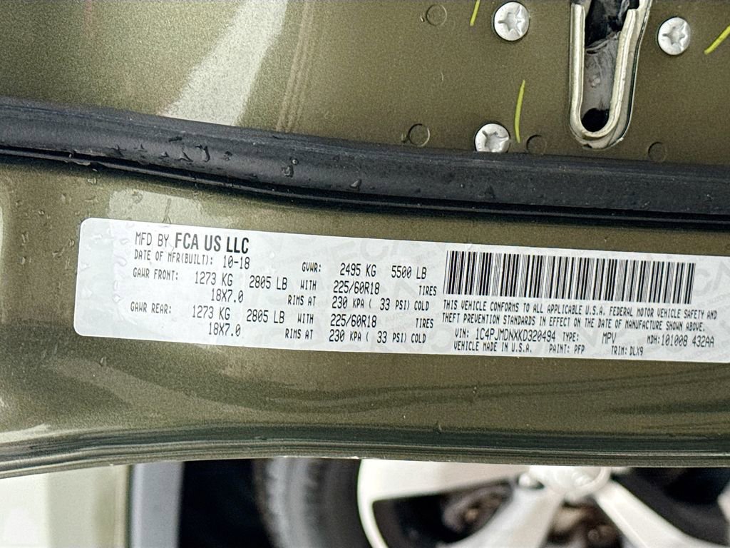 Used 2019 Jeep Cherokee Limited image 23