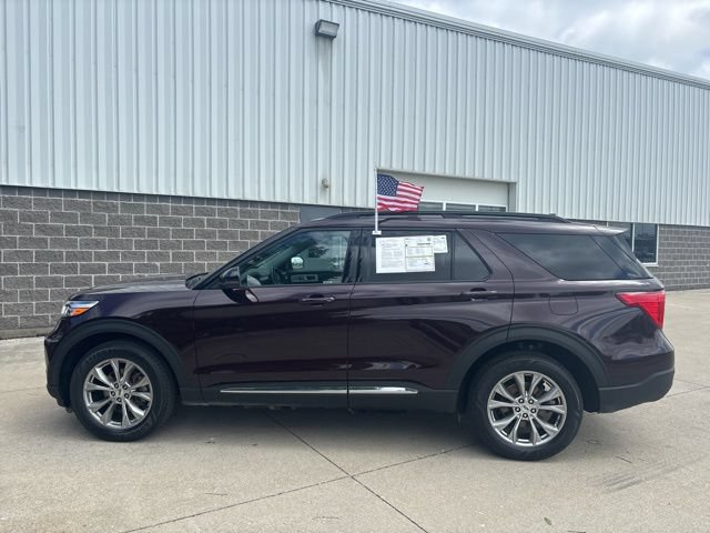 Certified 2023 Ford Explorer XLT w/ Equipment Group 202A AWD/4WD image 10