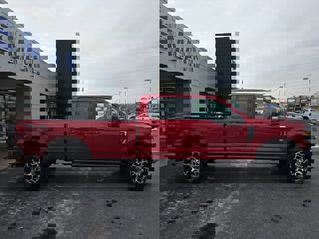 Certified 2022 Ford F350 Lariat w/ Lariat Value Package image 8