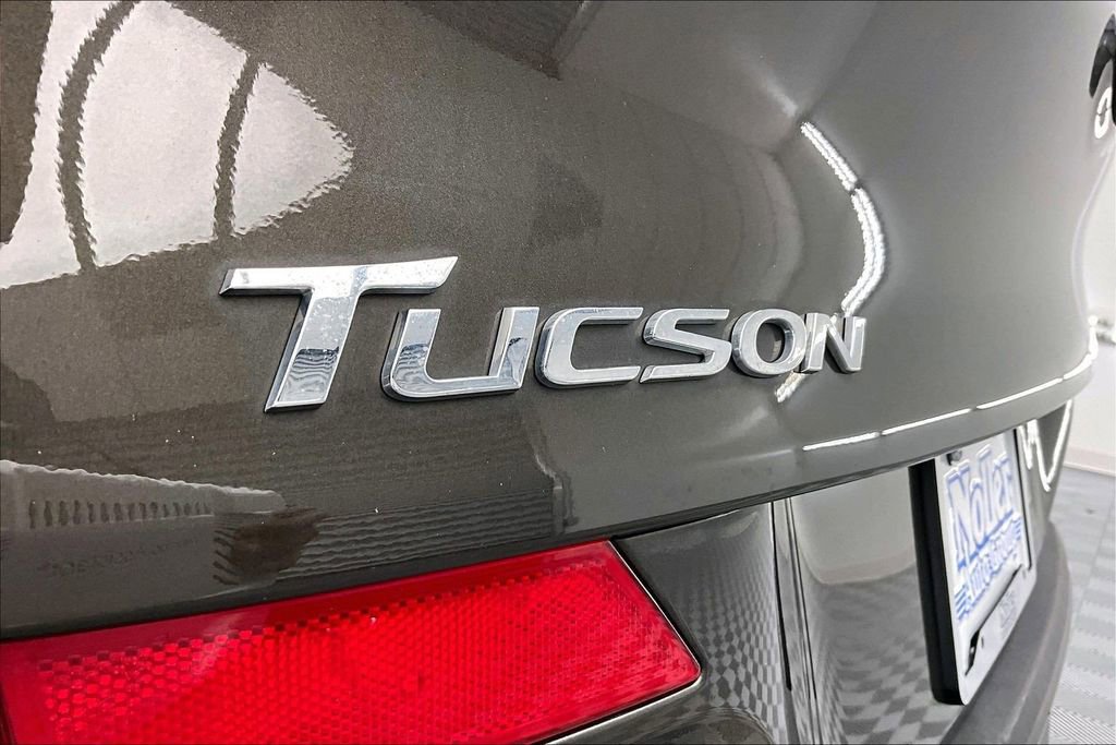 Used 2019 Hyundai Tucson Value w/ Cargo Package AWD/4WD image 10