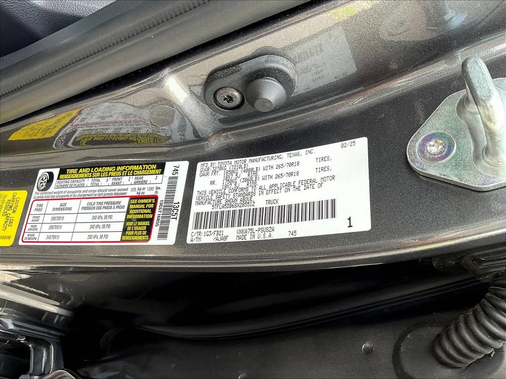 Used 2025 Toyota Tundra SR5 AWD/4WD image 20