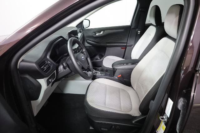 Certified 2023 Ford Escape Active w/ Tech Pack #2 AWD/4WD image 7