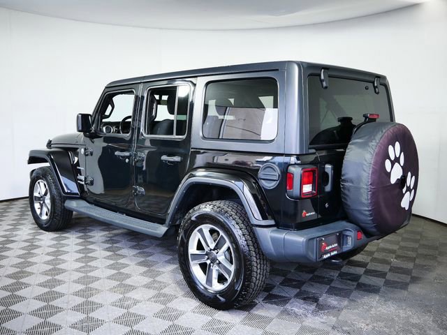 Used 2019 Jeep Wrangler Unlimited Sahara image 3