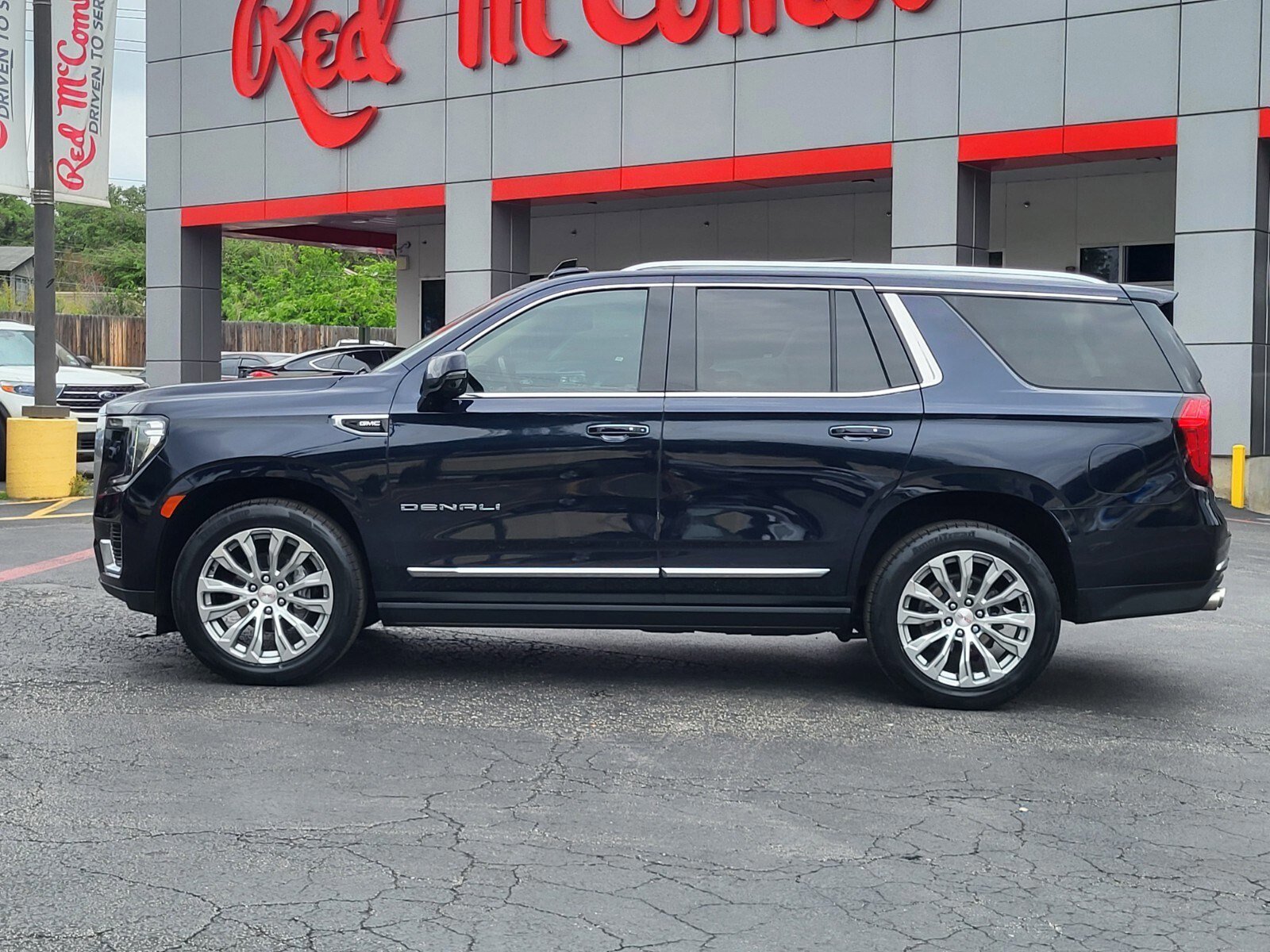 Used 2023 GMC Yukon Denali w/ Max Trailering Package image 6