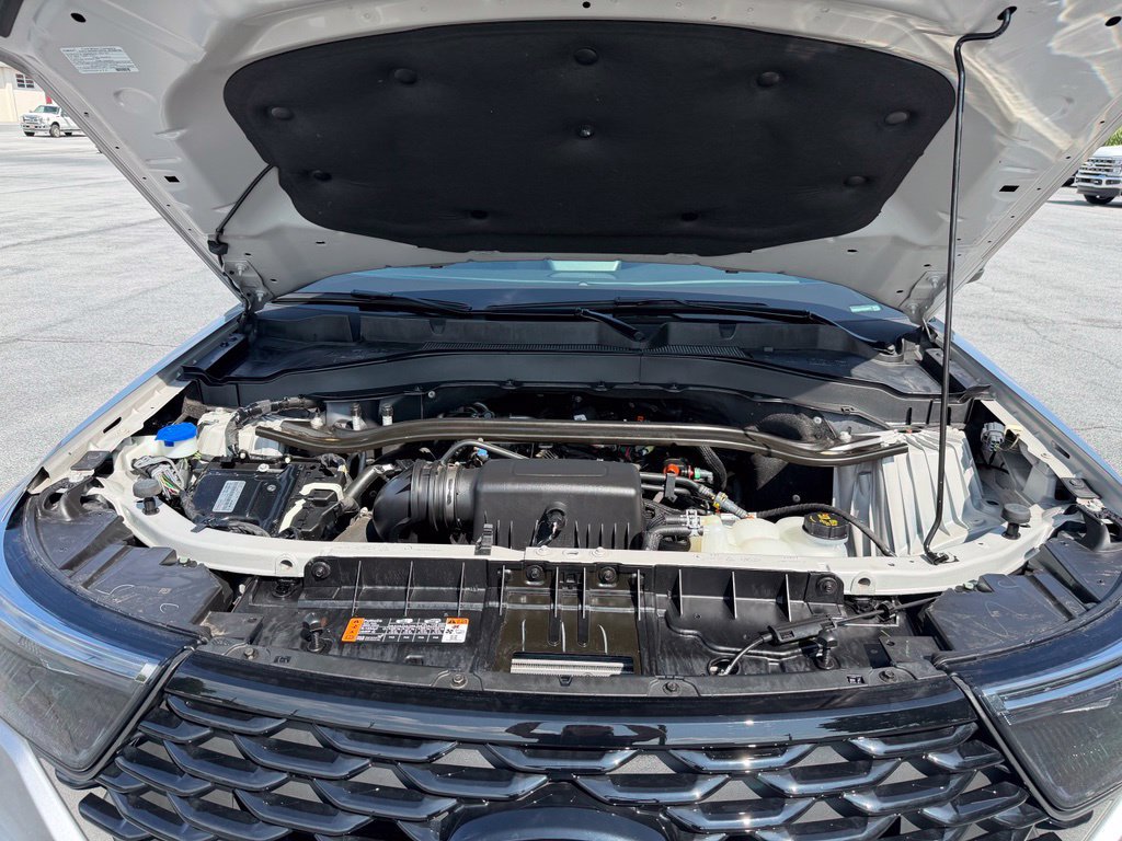 Certified 2024 Ford Explorer ST-Line w/ Class IV Trailer Tow Package AWD/4WD image 23