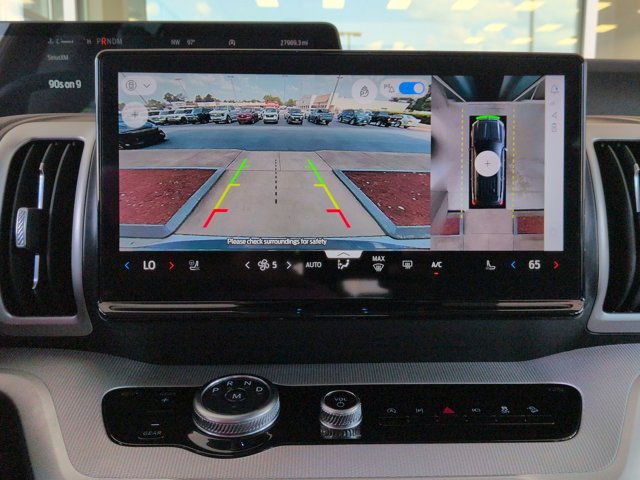 Certified 2025 Ford Expedition Active AWD/4WD image 23