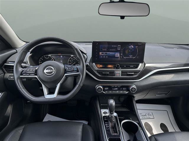 Used 2024 Nissan Altima 2.0 SR FWD image 19