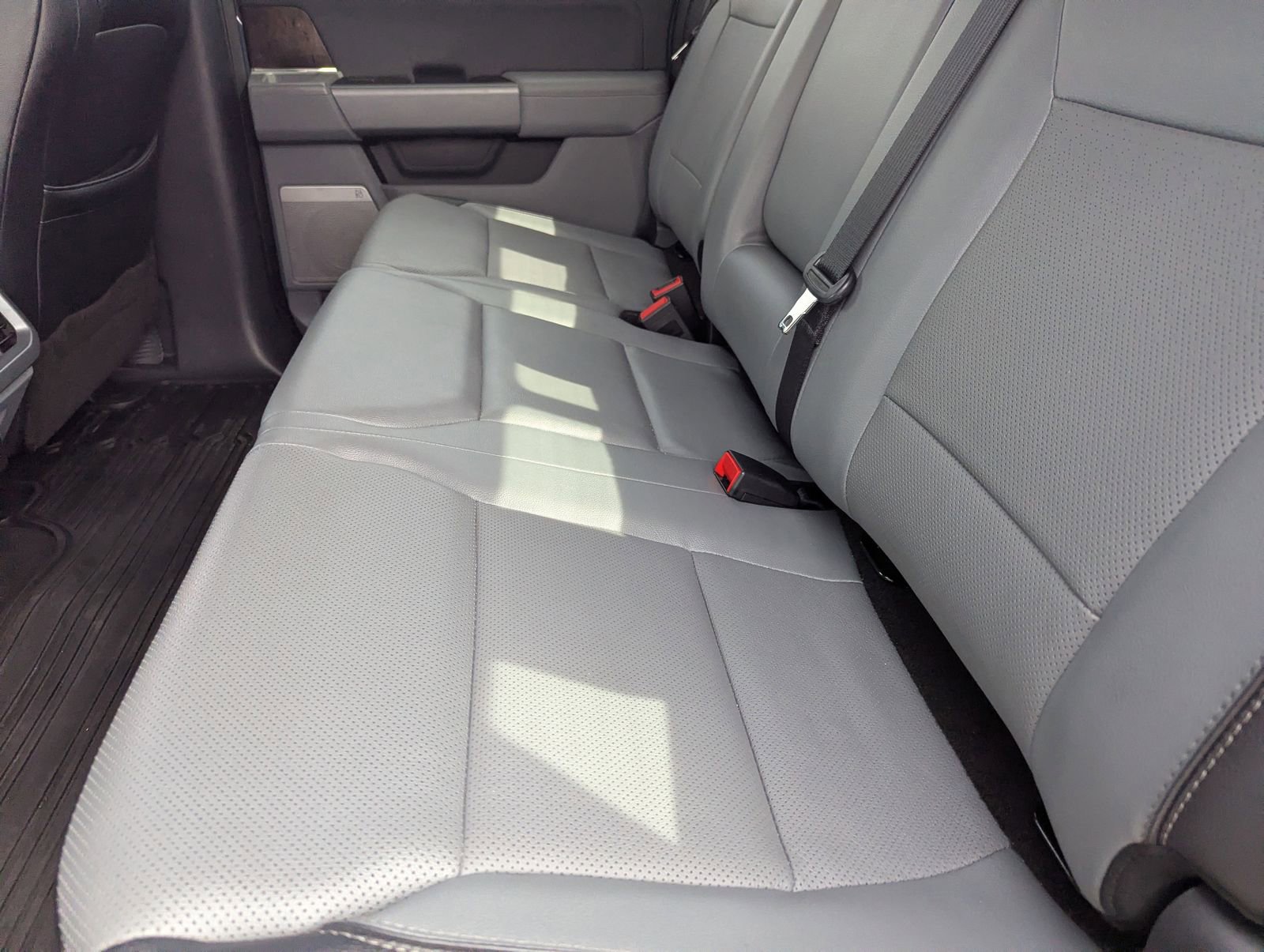 Certified 2023 Ford F150 Lariat w/ Trailer Tow Package image 15