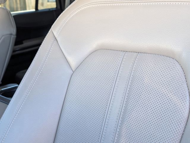 Certified 2021 Ford Expedition Limited image 18