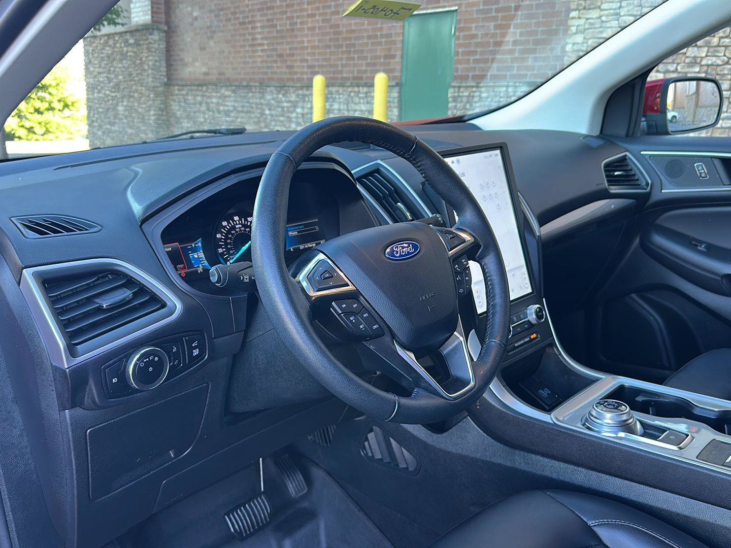Certified 2024 Ford Edge SEL w/ Convenience Package AWD/4WD image 10