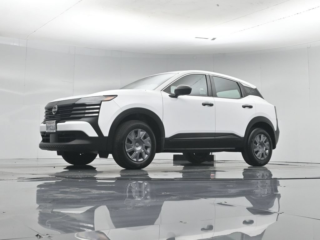 Used 2025 Nissan Kicks S FWD image 44