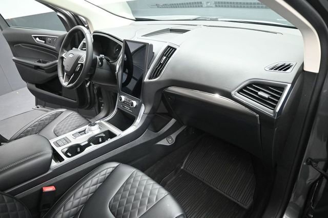 Certified 2024 Ford Edge Titanium AWD/4WD image 28
