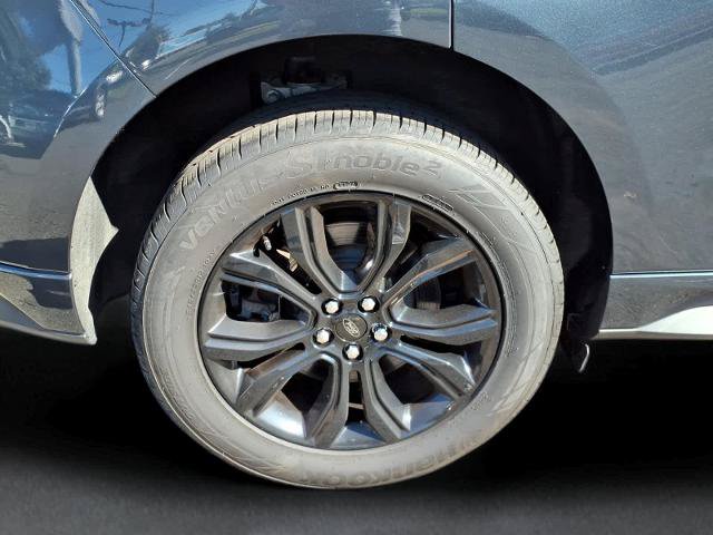 Certified 2024 Ford Edge SE w/ Black Appearance Package AWD/4WD image 9
