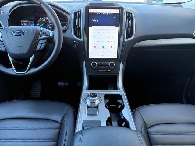 Certified 2024 Ford Edge SEL w/ Convenience Package AWD/4WD image 9