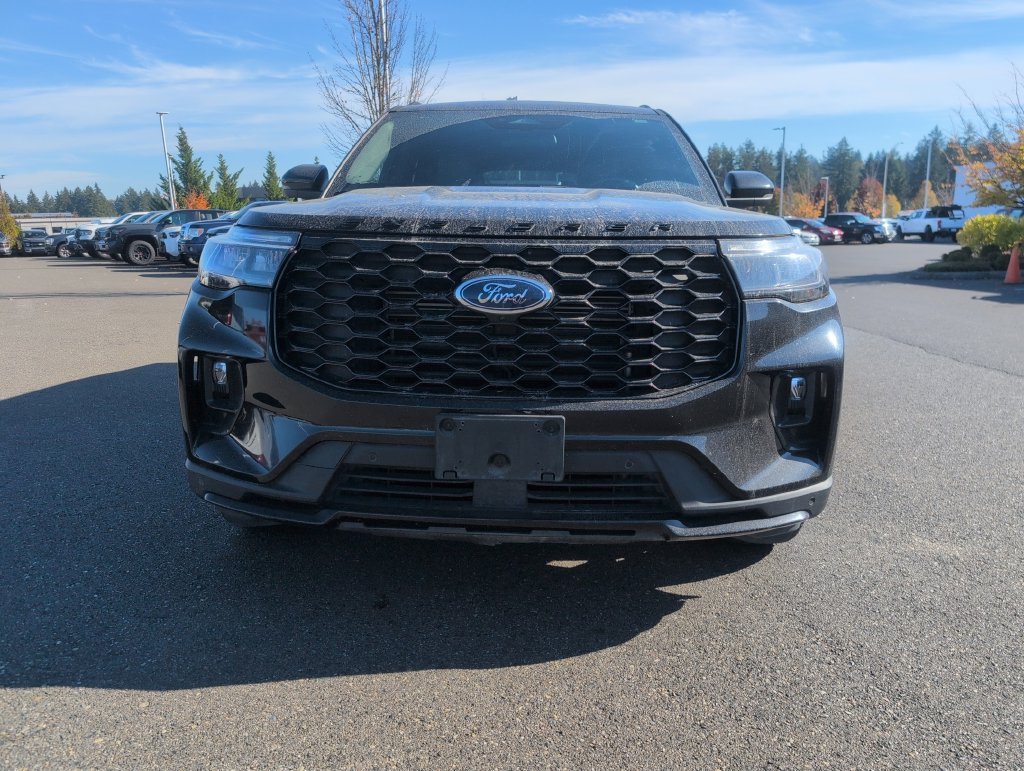 Certified 2025 Ford Explorer ST-Line AWD/4WD image 16