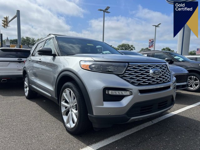 Certified 2022 Ford Explorer Platinum w/ Technology Package