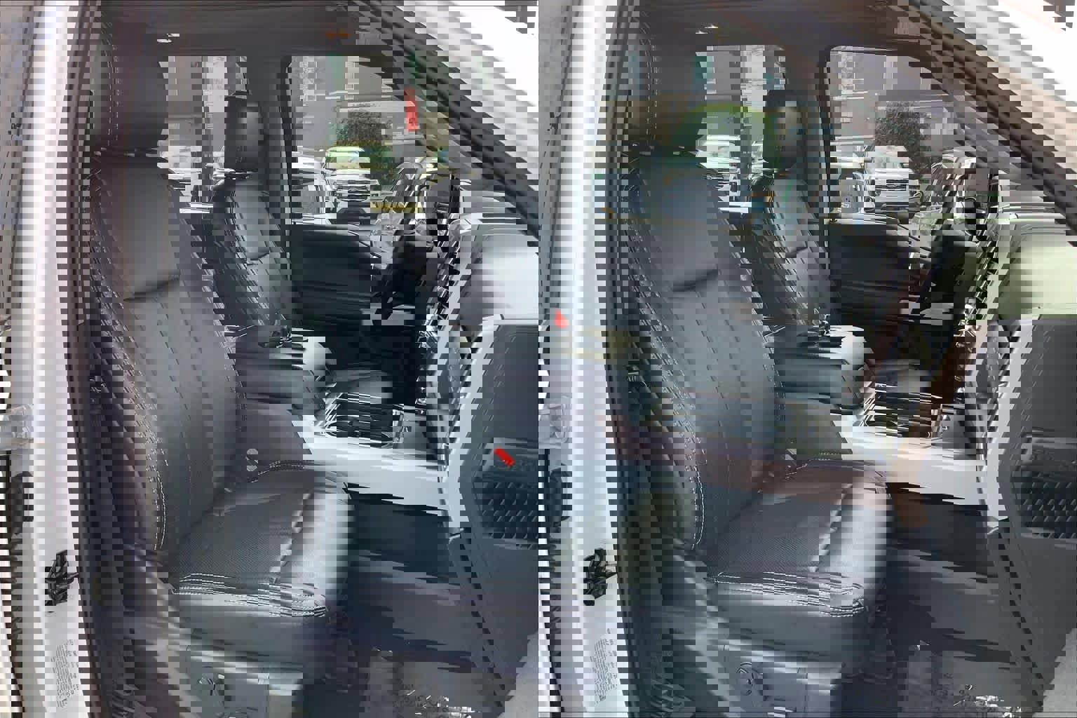 Certified 2020 Ford F350 Lariat w/ Lariat Ultimate Package image 8