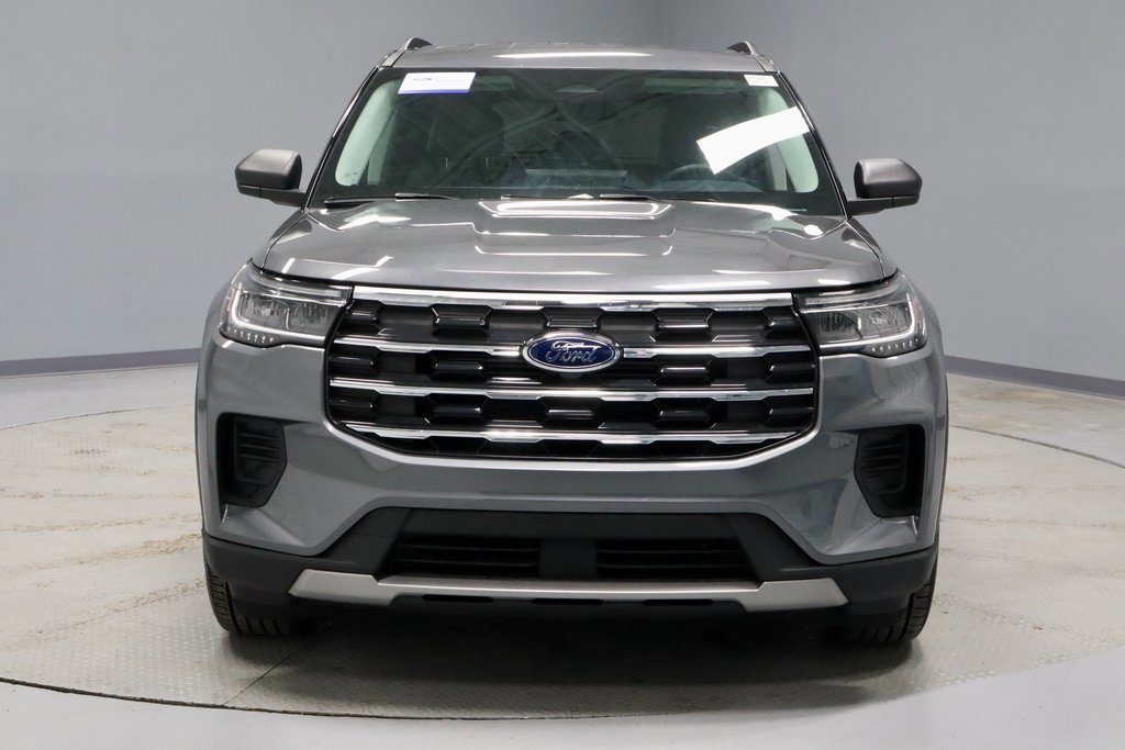 Certified 2025 Ford Explorer Active image 8