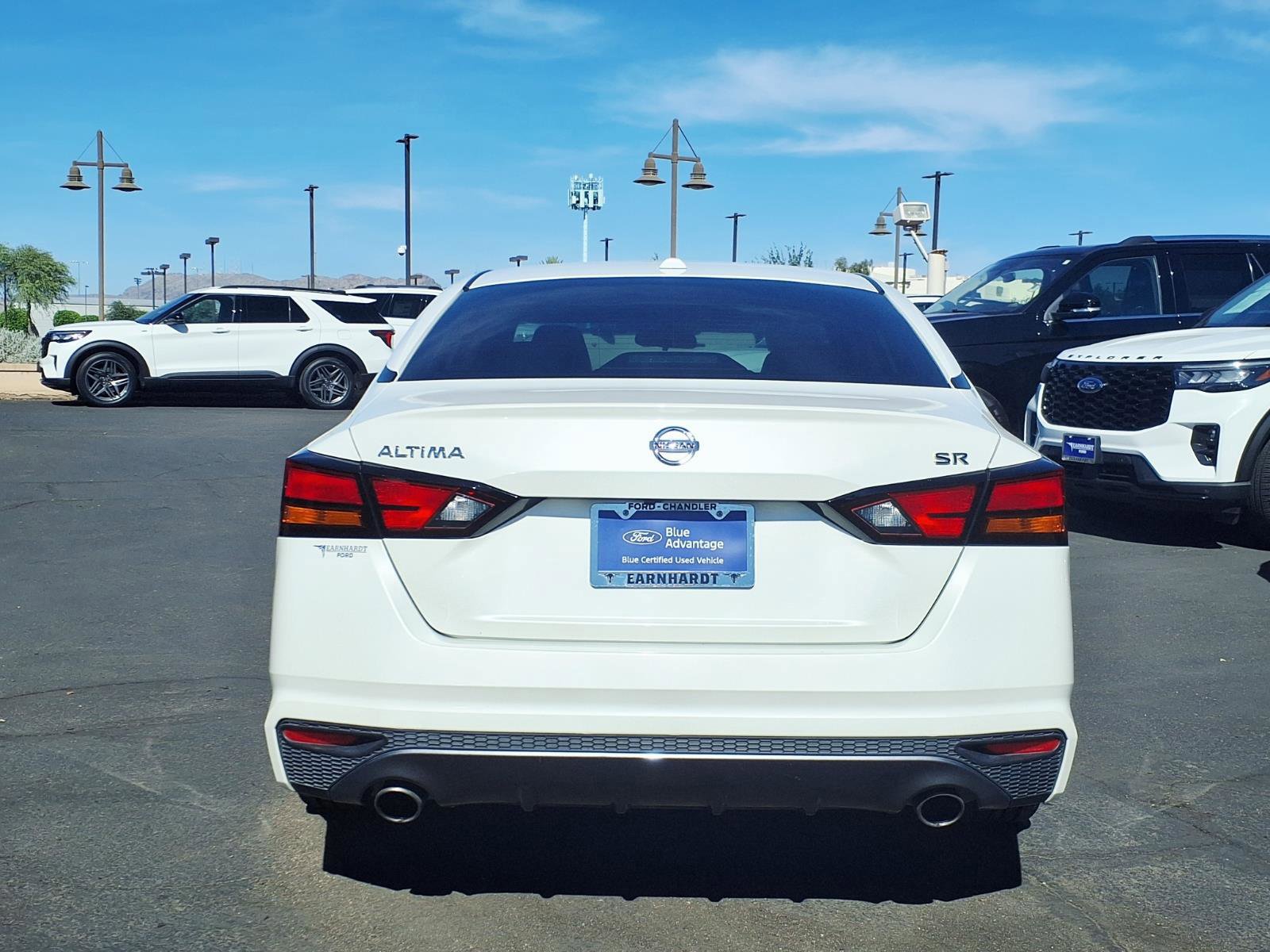 Used 2019 Nissan Altima 2.5 SR w/ SR Premium Package image 3