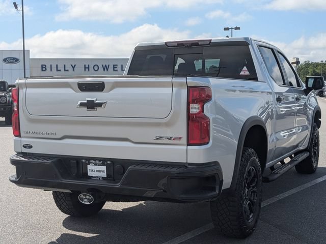 Used 2022 Chevrolet Silverado 1500 ZR2 w/ Technology Package AWD/4WD image 3