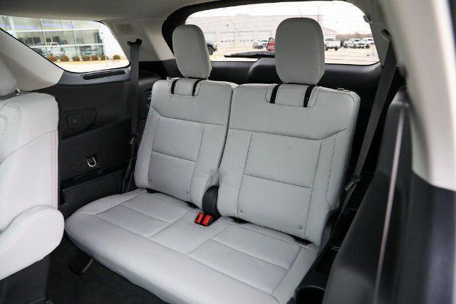 Certified 2025 Ford Explorer Platinum w/ LUX Leather Package AWD/4WD image 37