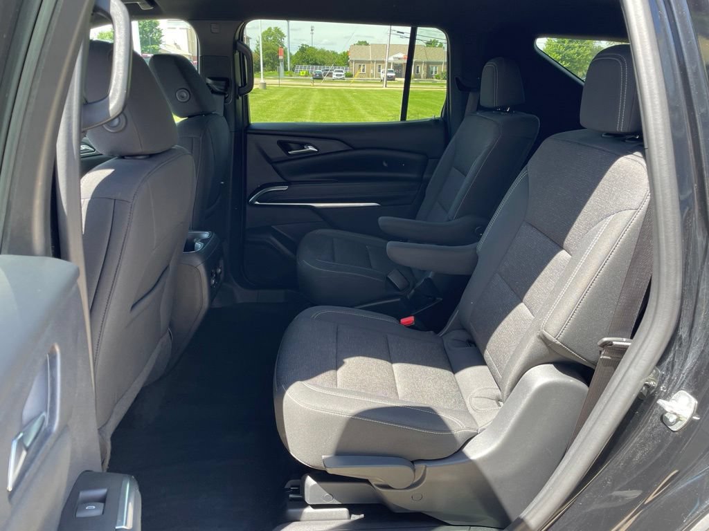 Used 2024 Chevrolet Traverse LT AWD/4WD image 10