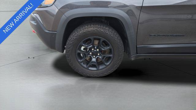 Used 2023 Jeep Cherokee Trailhawk w/ Trailer Tow Group AWD/4WD image 34