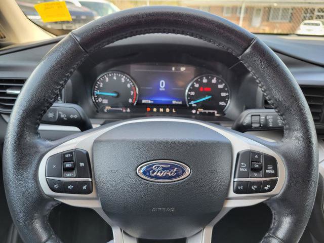 Certified 2022 Ford Explorer XLT image 32
