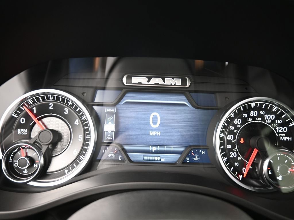 Used 2025 RAM 1500 Laramie image 26