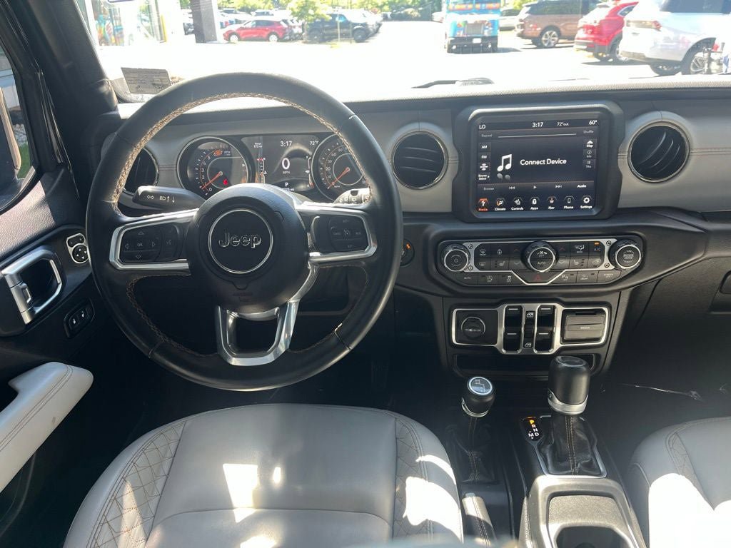 Used 2023 Jeep Wrangler Unlimited Sahara AWD/4WD image 18