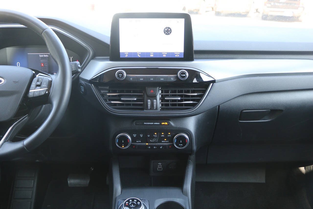Certified 2024 Ford Escape Active AWD/4WD image 22